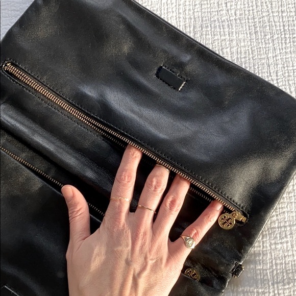 Tory Burch Fold over Logo leather clutch